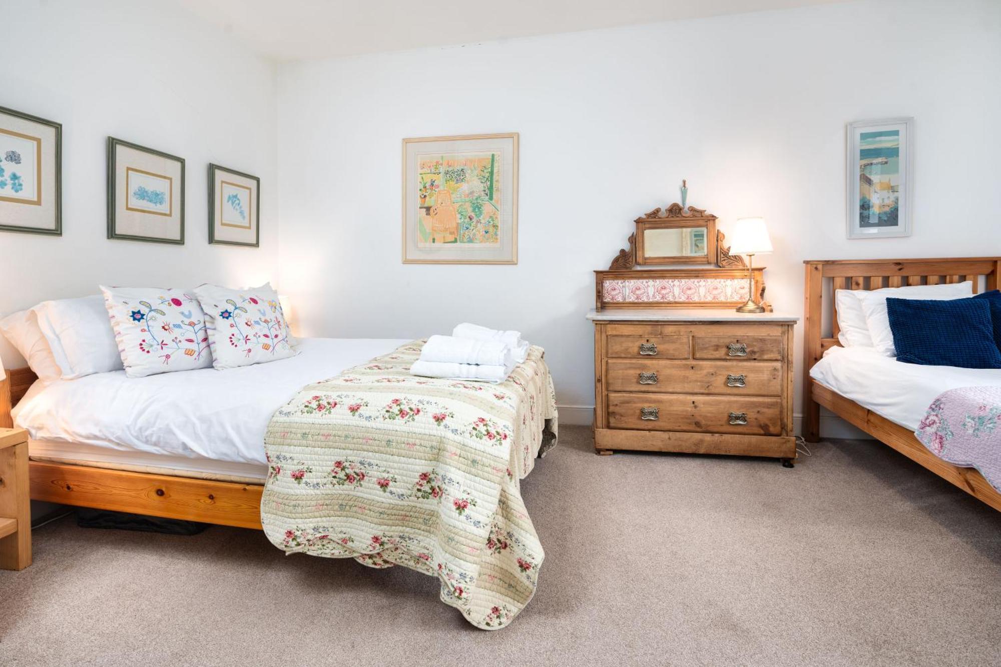 Holiday home Awelfryn